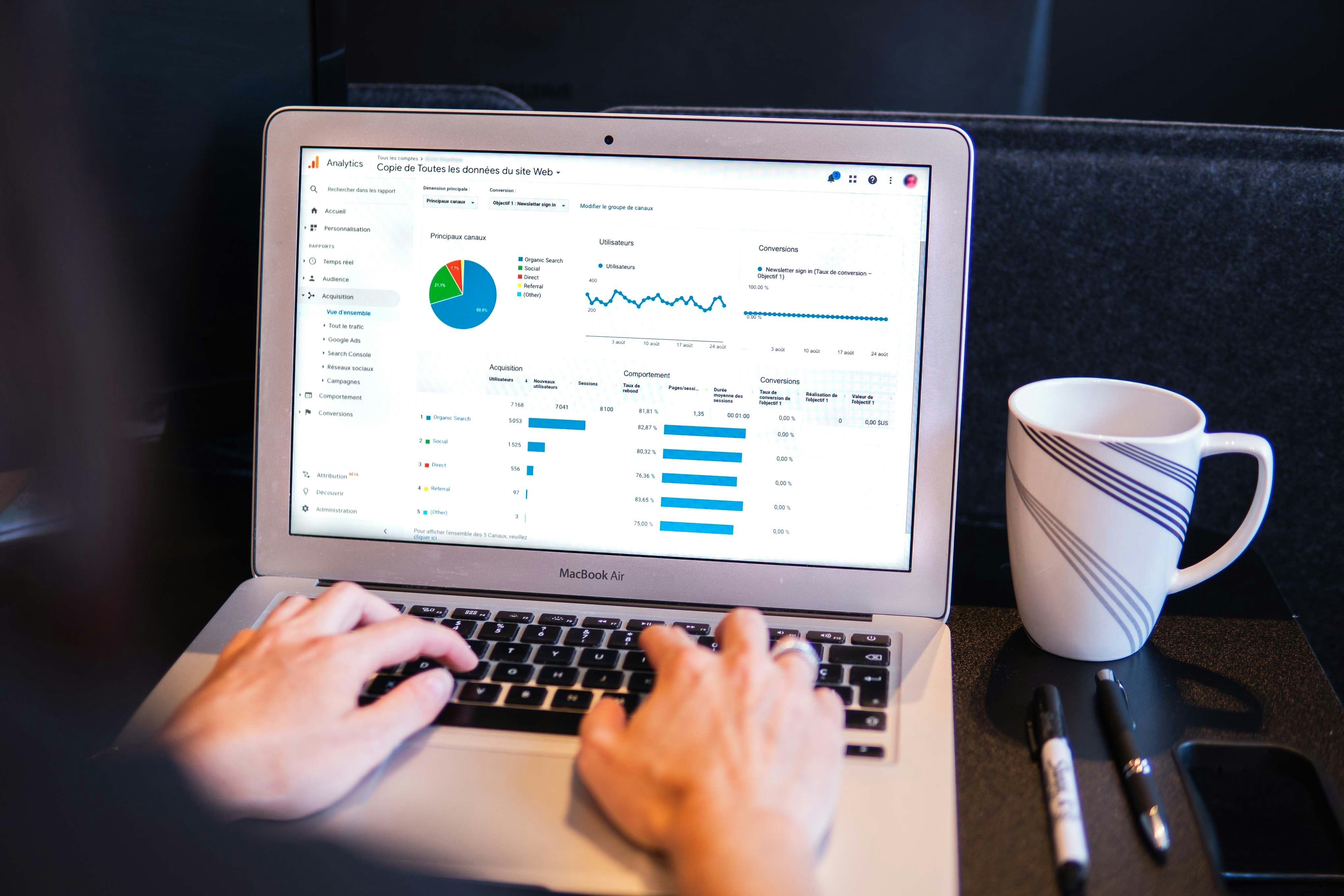 seo sem laptop charts