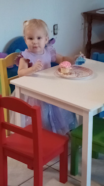 Vaeda Gale 2nd Bday Pic 02